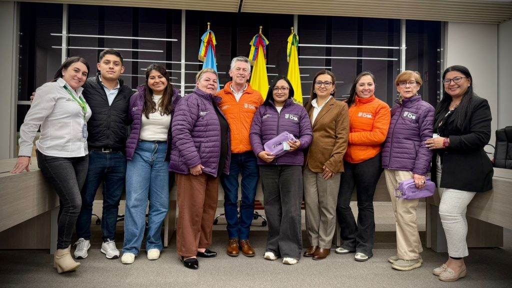 Foto integrantes del Consejo Consultivo de Mujer y Género de Chía